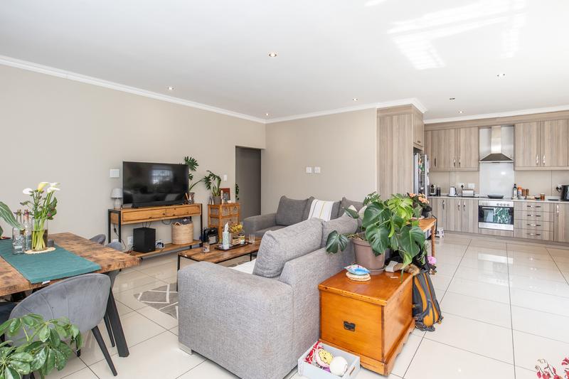 3 Bedroom Property for Sale in Heathfield Western Cape